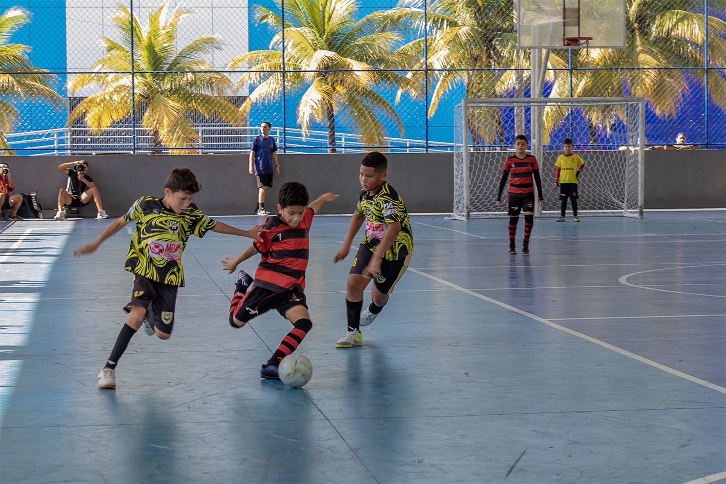 Terceira rodada do Macaé Cup Futsal movimenta Arena Sol Y Mar