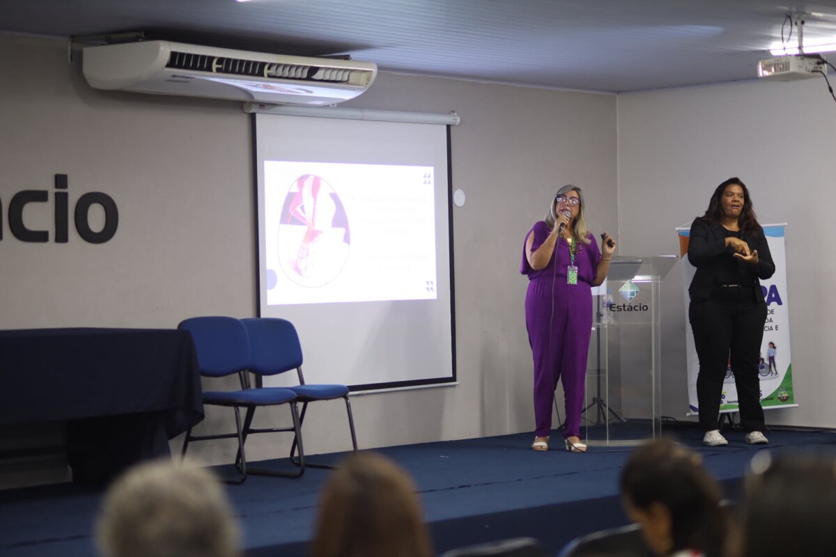 Simpósio sobre fibromialgia reúne pacientes e estudantes da área médica em noite de palestras