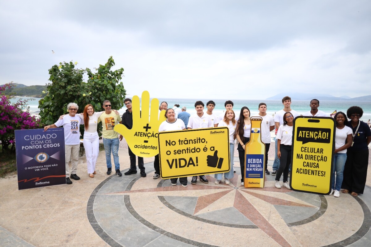 Orla das Palmeiras recebe terceira blitz educativa do Maio Amarelo em Cabo Frio