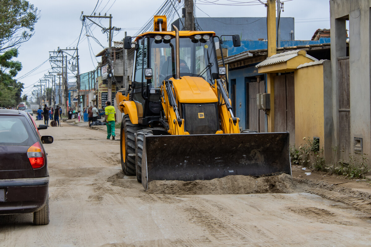 Prefeitura de Cabo Frio inicia obras de drenagem e pavimentação em Tamoios