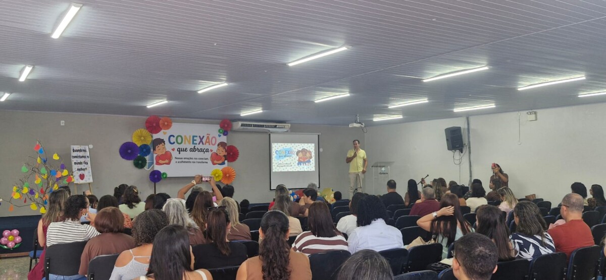 Prefeitura de Cabo Frio promove encontro sobre desenvolvimento emocional na Educação Infantil