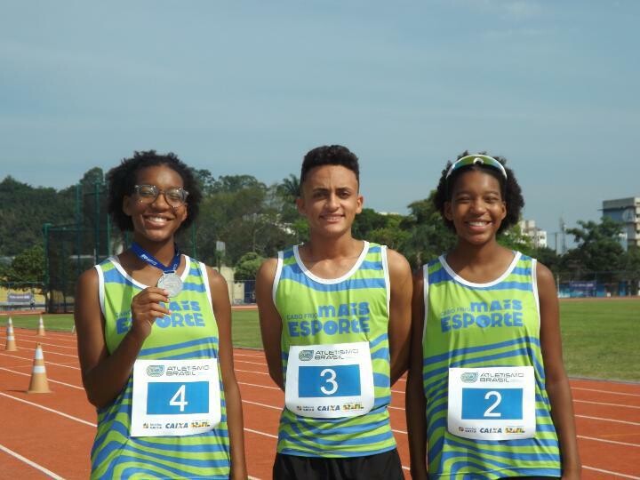 Atletas do projeto Cabo Frio + Esporte brilham em campeonato de atletismo, em Niterói (RJ)