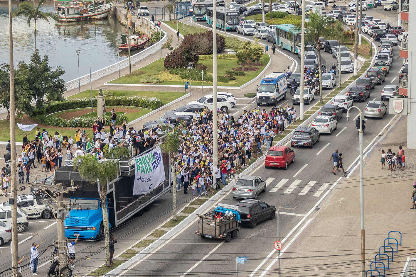 Louvor e adoração integram programação da Marcha para Jesus