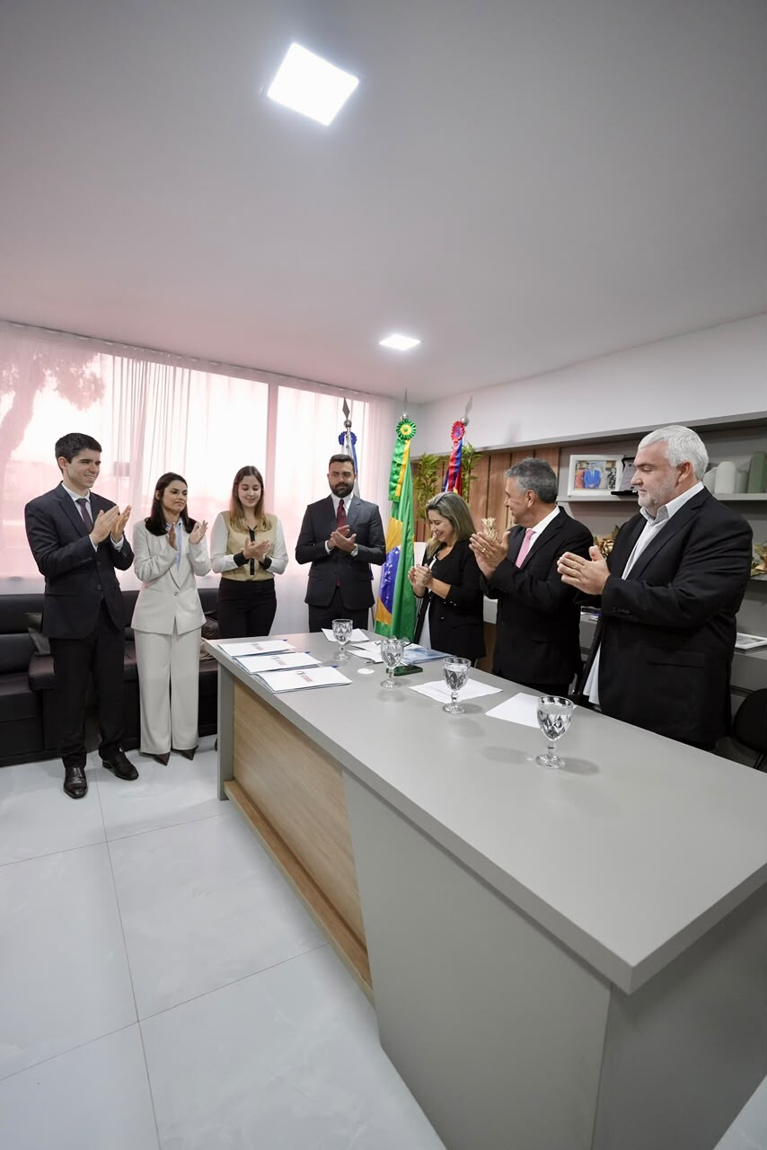 Procuradores concursados são empossados em Casimiro de Abreu