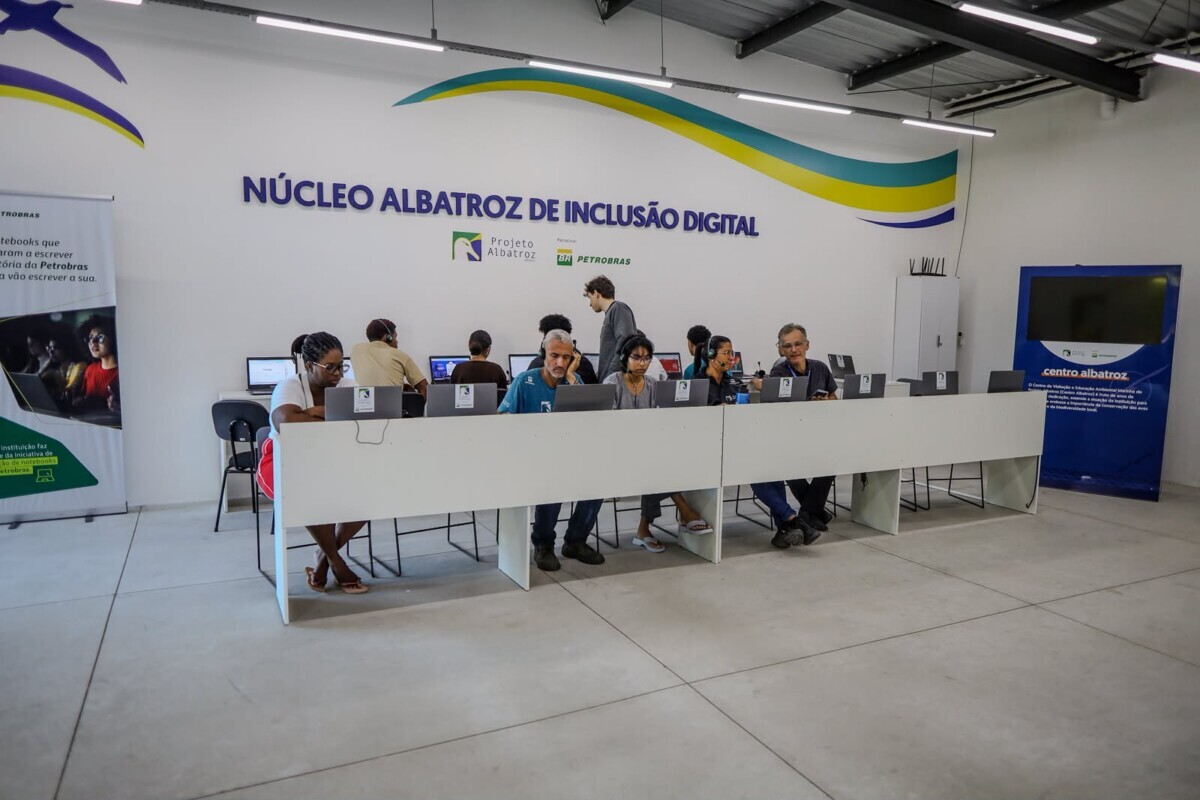 Prefeitura de Cabo Frio forma primeira turma de curso de informática básica e amplia ações de qualificação profissional