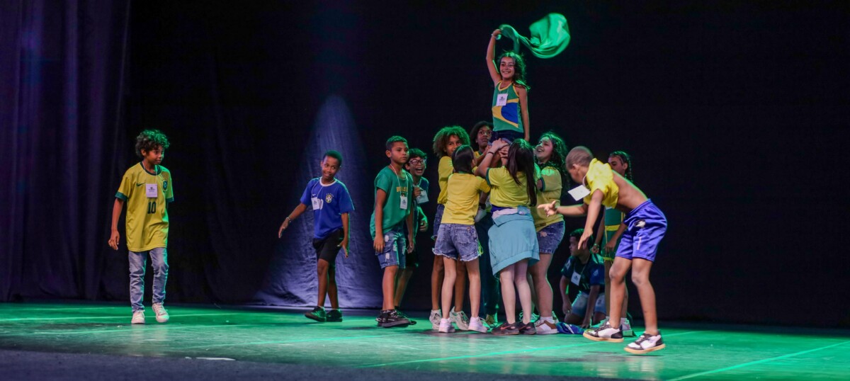 Estudantes da rede municipal brilham na abertura do Festival Internacional de Dança de Cabo Frio