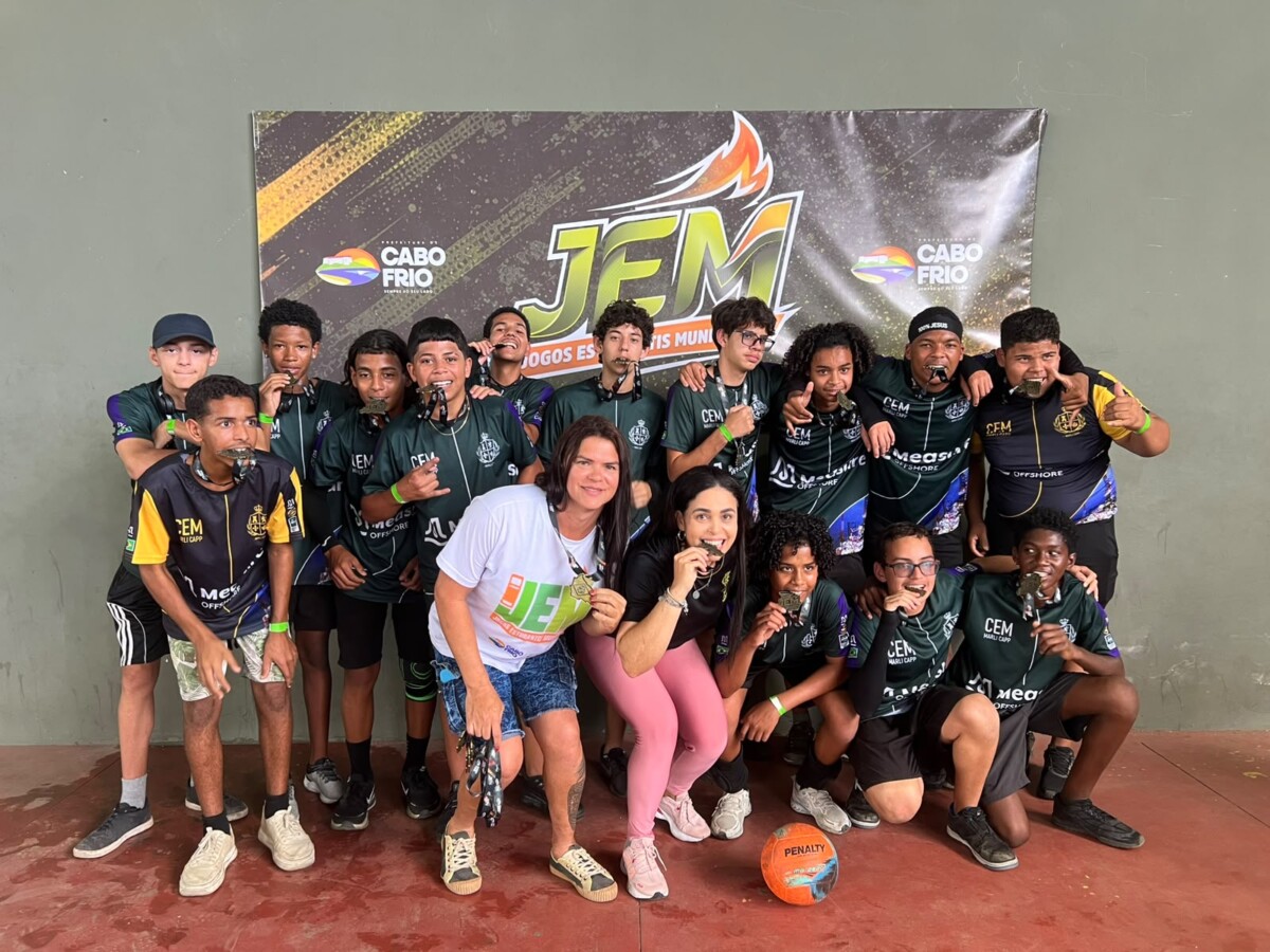 Alunos protagonizam disputas de voleibol pelos Jogos Estudantis Municipais