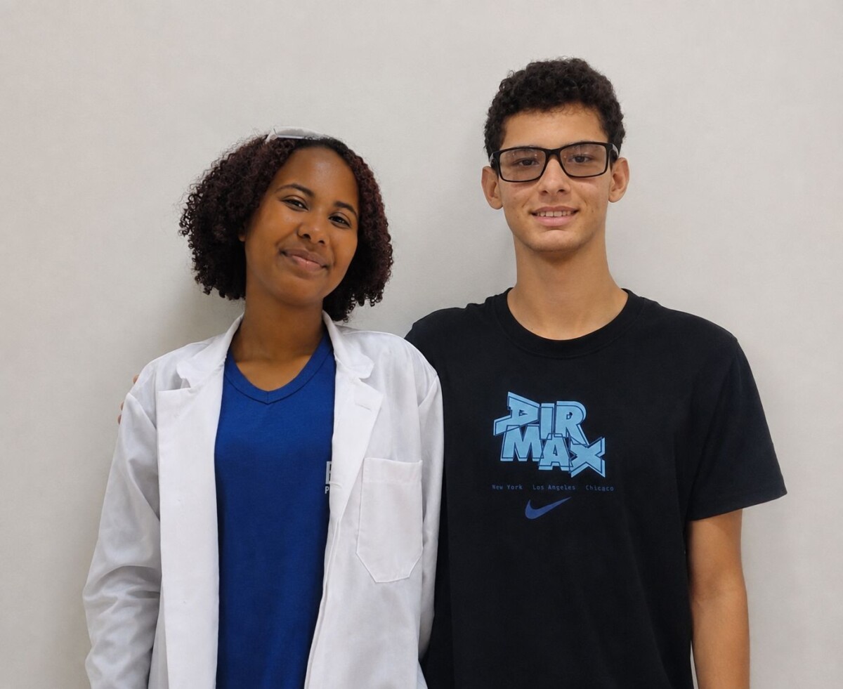 Alunos de Búzios conquistam medalhas de prata na Olimpíada Brasileira de Astronomia, que reuniu mais de 1,6 milhão de estudantes.