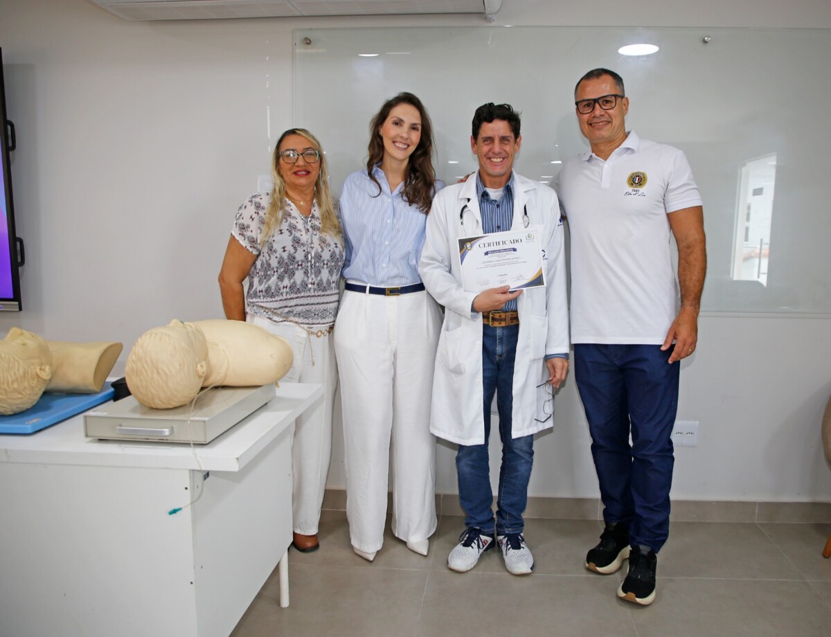 HMRP amplia capacitação médica com programa de Educação Permanente
