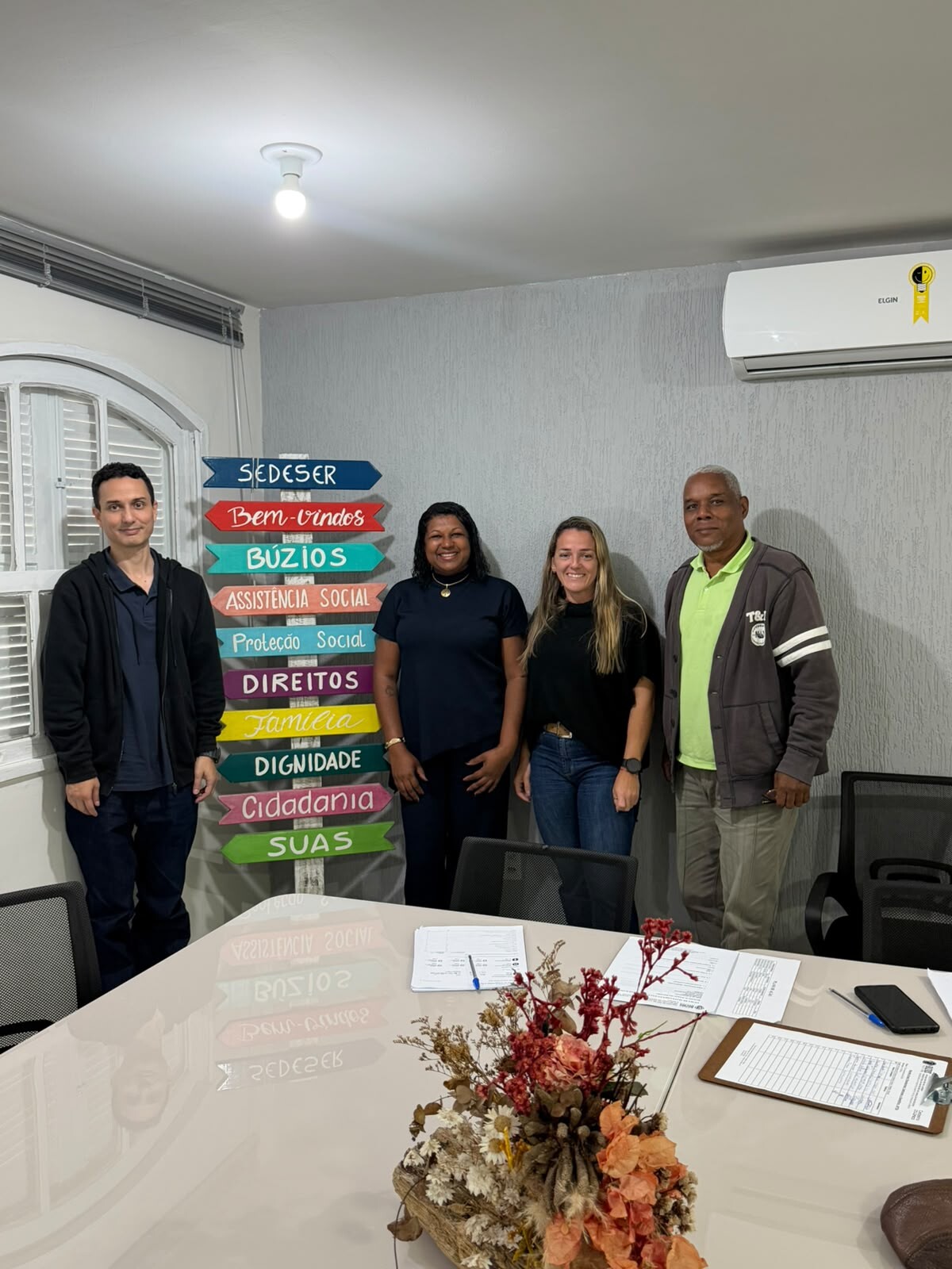 Cadastro Único e Secretaria de Igualdade Racial alinham ações voltadas às famílias quilombolas de Búzios
