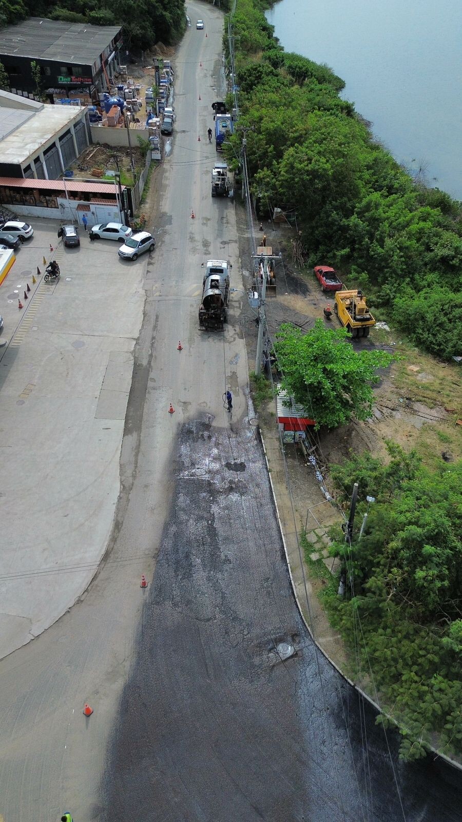 Prefeitura de Cabo Frio inicia pavimentação na principal avenida para o Peró e Cajueiro