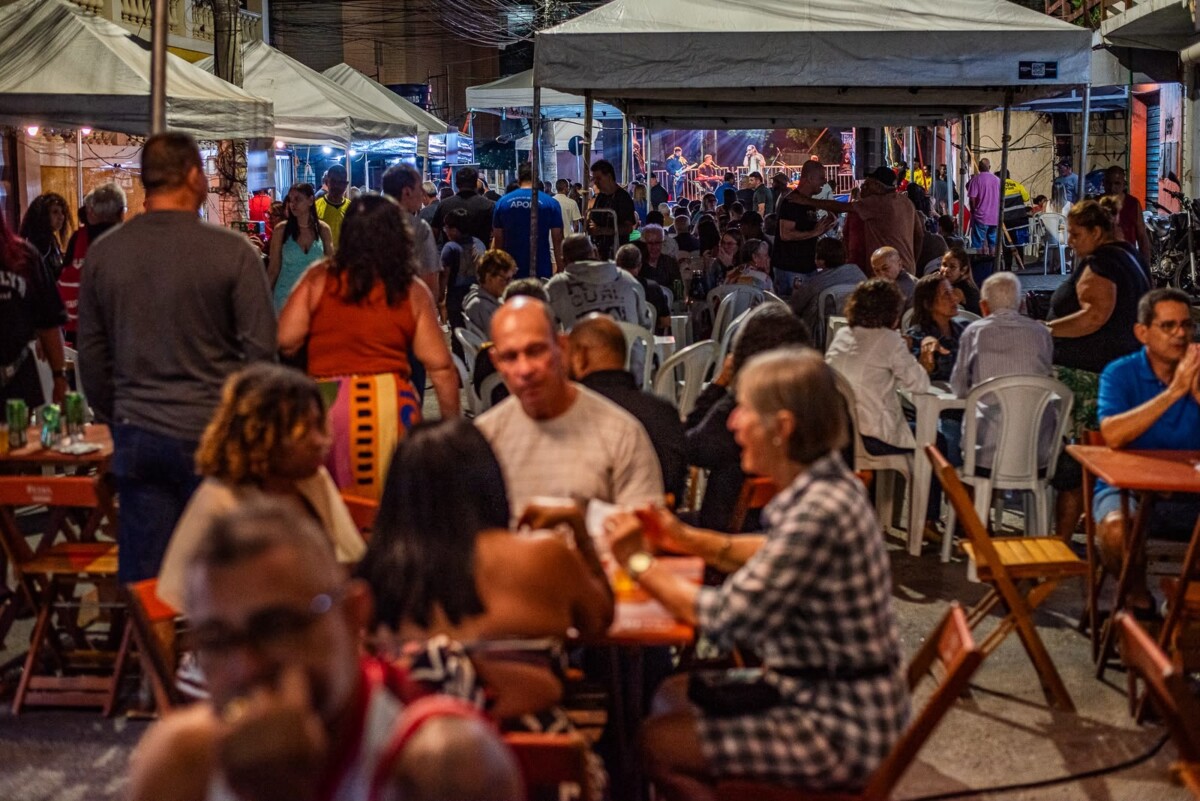 Festival da Sardinha fecha edição 2026 com quatro dias de sucesso na Vila Nova
