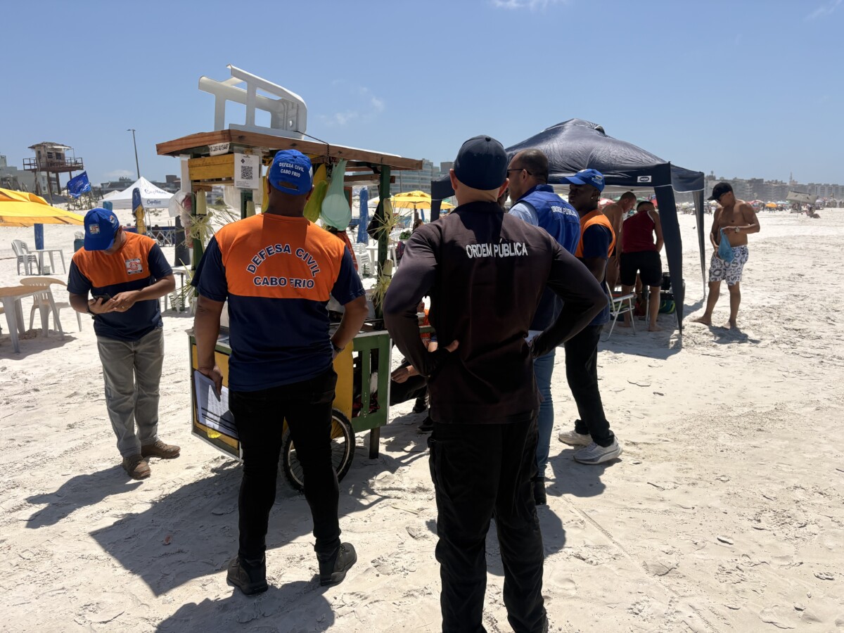 Praia do Forte recebe fiscalização de carrinhos a gás e novos corredores de segurança